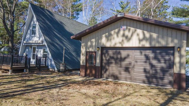 N8919 COUNTY ROAD J, Iola, WI 54945