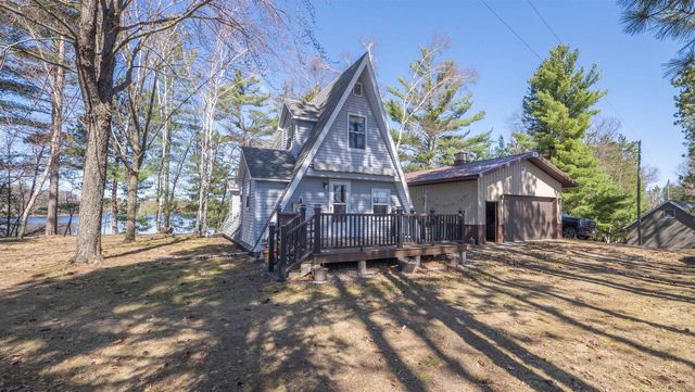 N8919 COUNTY ROAD J, Iola, WI 54945