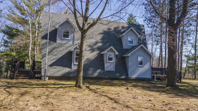 N8919 COUNTY ROAD J, Iola, WI 54945