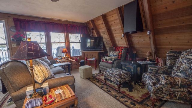 N8919 COUNTY ROAD J, Iola, WI 54945