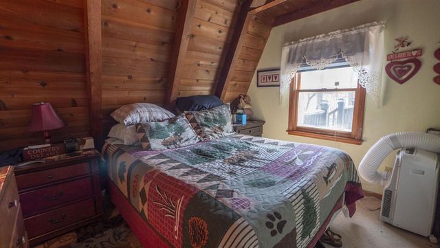 N8919 COUNTY ROAD J, Iola, WI 54945