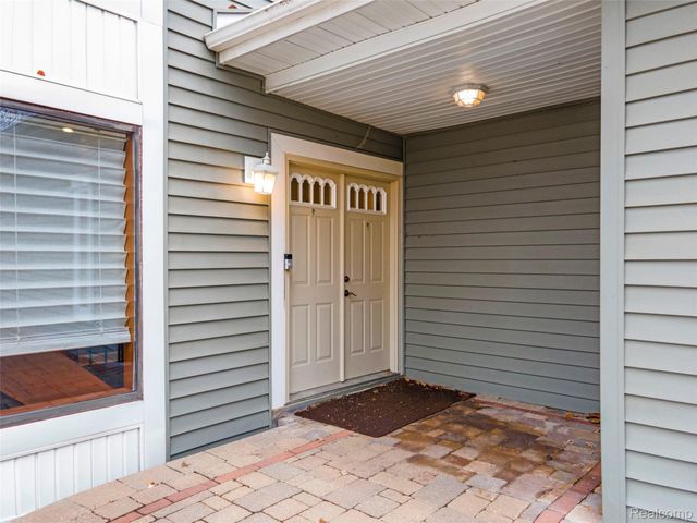 4651 Eddystone Circle, Independence Charter Township, MI 48346