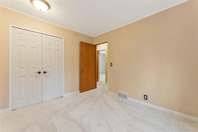 4651 Eddystone Circle, Independence Charter Township, MI 48346