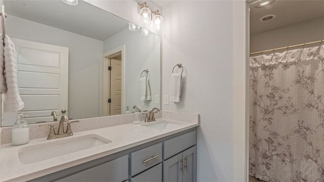 1695 Ardemagni Road, Tontitown, AR 72762
