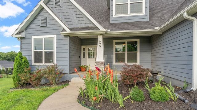 1695 Ardemagni Road, Tontitown, AR 72762