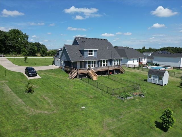 1695 Ardemagni Road, Tontitown, AR 72762