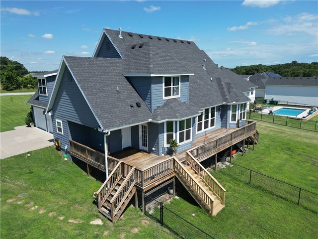 1695 Ardemagni Road, Tontitown, AR 72762