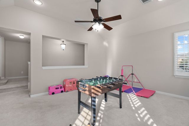 8221 Bayberry Avenue, Lantana, TX 76226