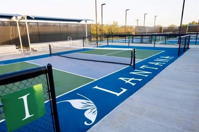 8221 Bayberry Avenue, Lantana, TX 76226