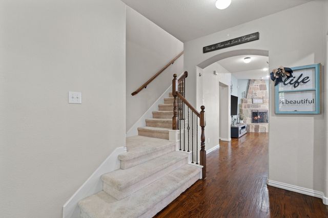 8221 Bayberry Avenue, Lantana, TX 76226