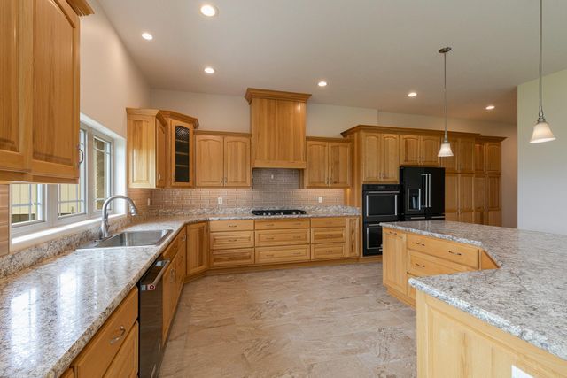112 Clearview Court, Ozark, MO 65721