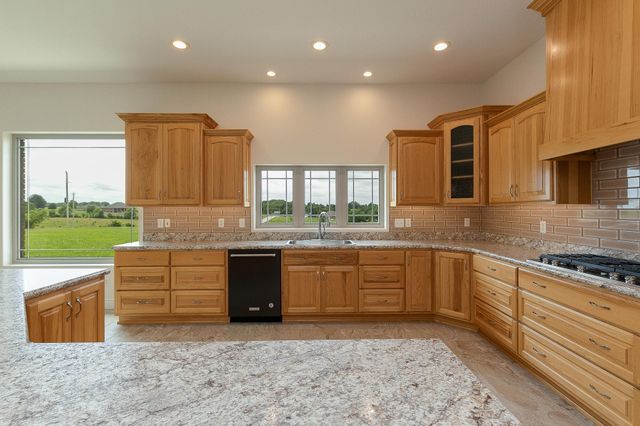 112 Clearview Court, Ozark, MO 65721