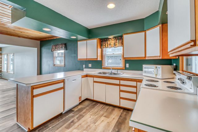 25934 Brolin Beach Road, Detroit Lakes, MN 56501