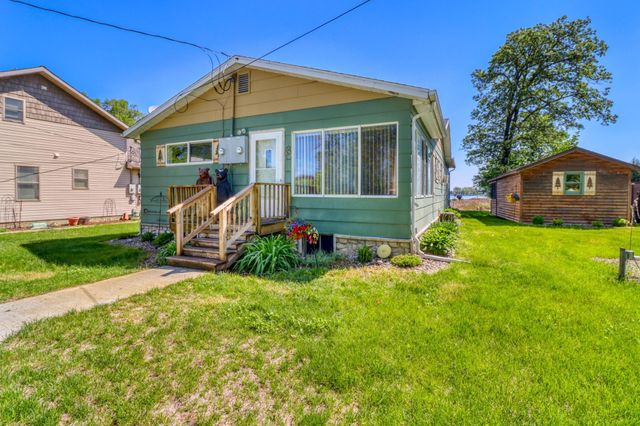 25934 Brolin Beach Road, Detroit Lakes, MN 56501