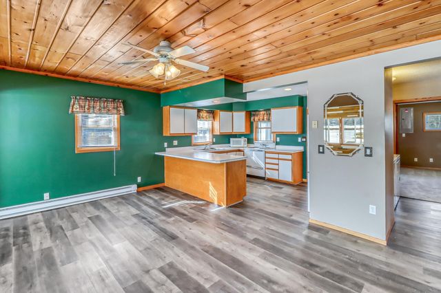 25934 Brolin Beach Road, Detroit Lakes, MN 56501