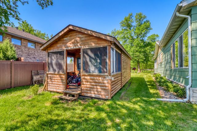 25934 Brolin Beach Road, Detroit Lakes, MN 56501