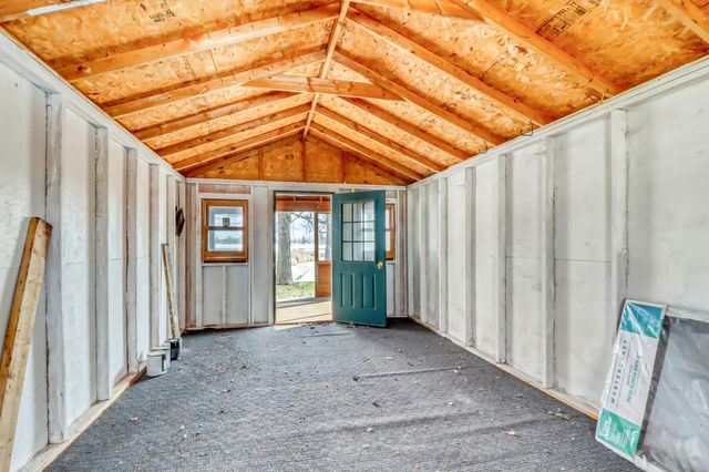 25934 Brolin Beach Road, Detroit Lakes, MN 56501