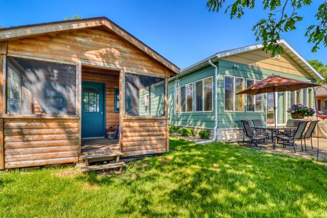 25934 Brolin Beach Road, Detroit Lakes, MN 56501