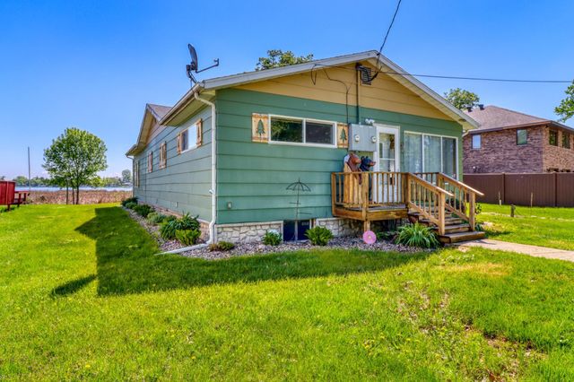 25934 Brolin Beach Road, Detroit Lakes, MN 56501