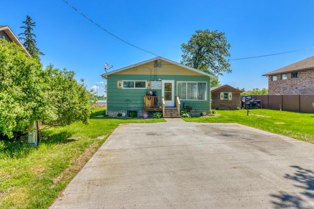 25934 Brolin Beach Road, Detroit Lakes, MN 56501