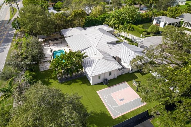 7222 SW 79th Terrace, Miami, FL 33143