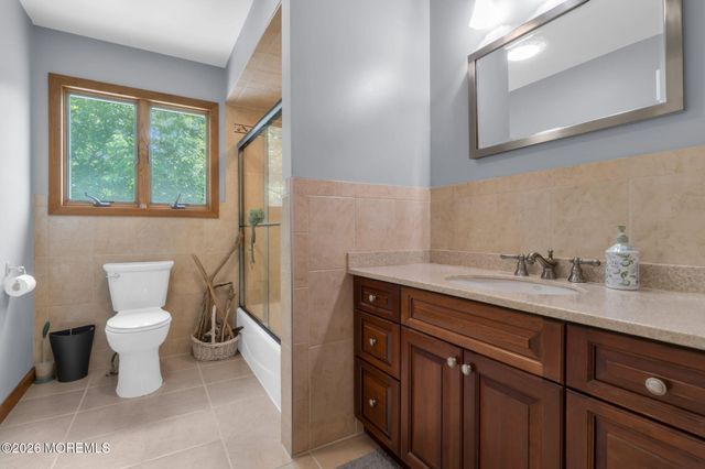 114 Lopez Road, Cedar Grove, NJ 07009