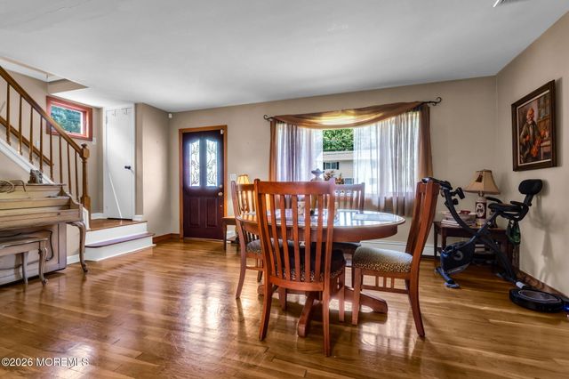 114 Lopez Road, Cedar Grove, NJ 07009