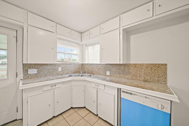 7502 Ley Road, Houston, TX 77028