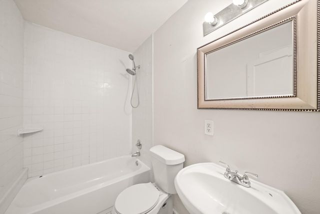 7502 Ley Road, Houston, TX 77028