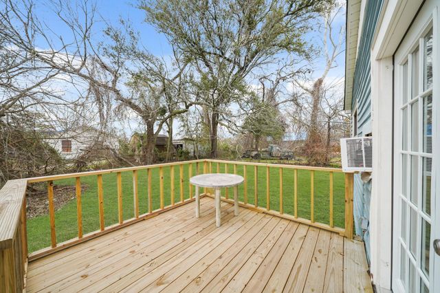 7502 Ley Road, Houston, TX 77028