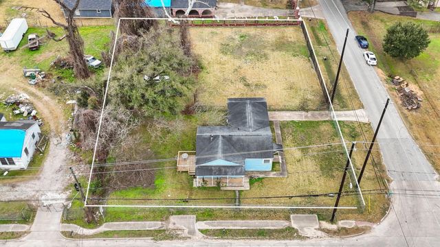 7502 Ley Road, Houston, TX 77028