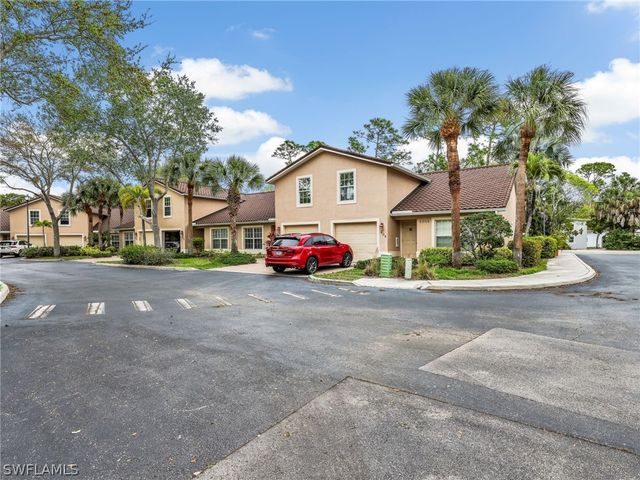 3505 Avion Woods CT 902, Naples, FL 34104