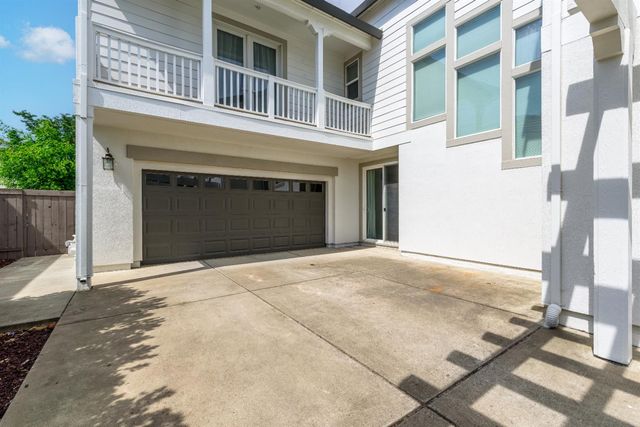 11801 Dionysus Way, Rancho Cordova, CA 95742