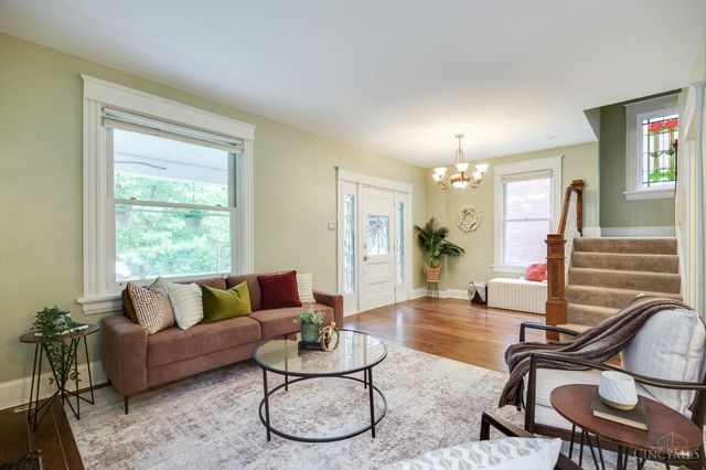 3528 Stettinius Avenue, Cincinnati, OH 45208