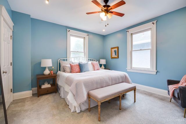 3528 Stettinius Avenue, Cincinnati, OH 45208