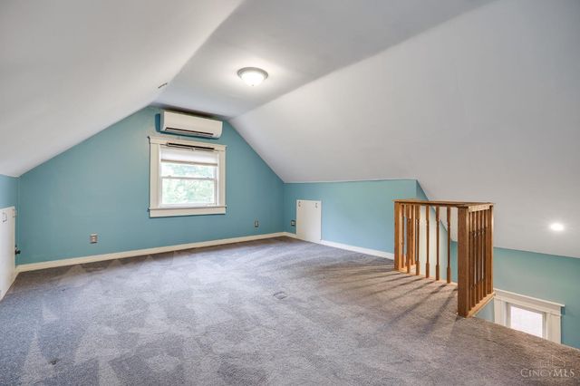 3528 Stettinius Avenue, Cincinnati, OH 45208