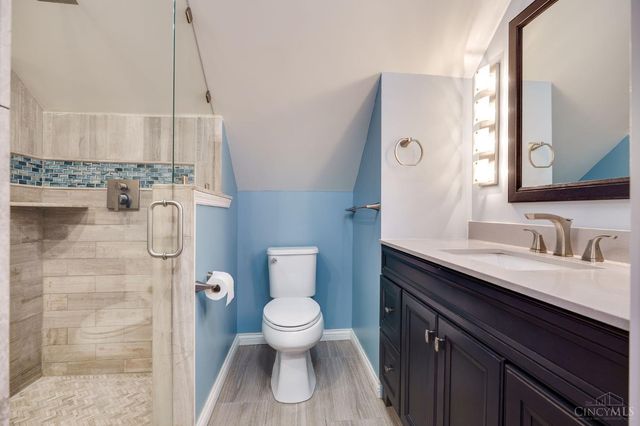 3528 Stettinius Avenue, Cincinnati, OH 45208