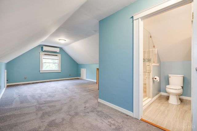 3528 Stettinius Avenue, Cincinnati, OH 45208