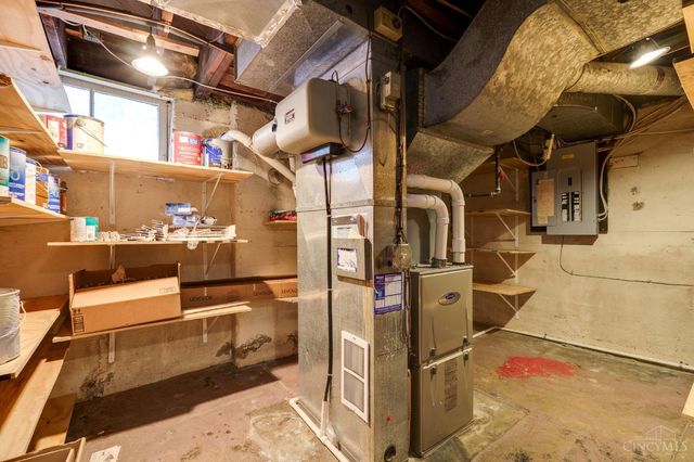 3528 Stettinius Avenue, Cincinnati, OH 45208