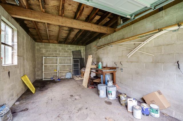 3528 Stettinius Avenue, Cincinnati, OH 45208