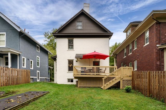 3528 Stettinius Avenue, Cincinnati, OH 45208