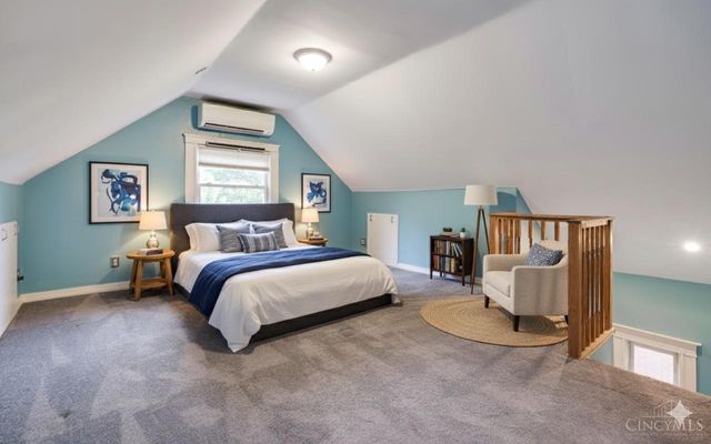 3528 Stettinius Avenue, Cincinnati, OH 45208