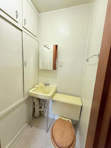 5391 Westport Road, Madison, WI 53704