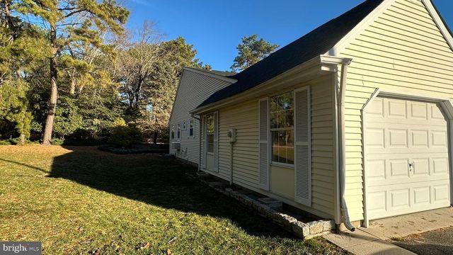 25 SUNSET RD, Whiting, NJ 08759