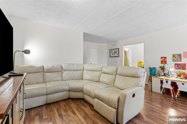 290 Anderson Street 2A, Hackensack, NJ 07601