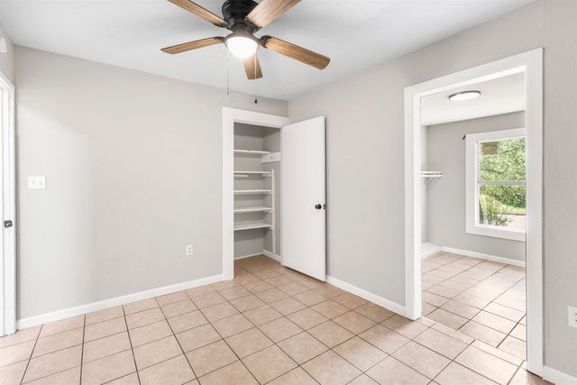 503 Bowie St, Lone Star, TX 75668