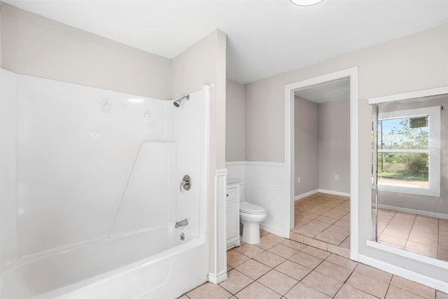 503 Bowie St, Lone Star, TX 75668