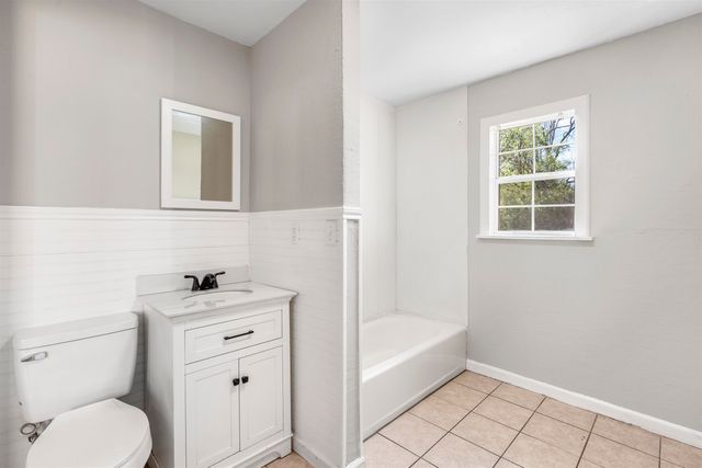 503 Bowie St, Lone Star, TX 75668