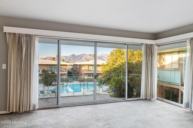 3008 E 6th Street D15, Tucson, AZ 85716