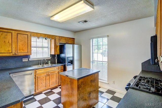 4037 Meredith Drive, Montgomery, AL 36109